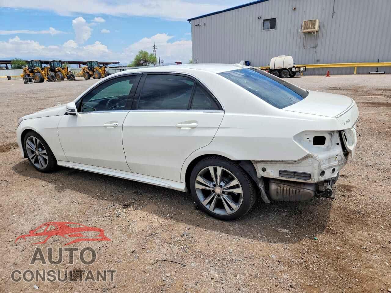 MERCEDES-BENZ E-CLASS 2015 - WDDHF5KB1FB111687