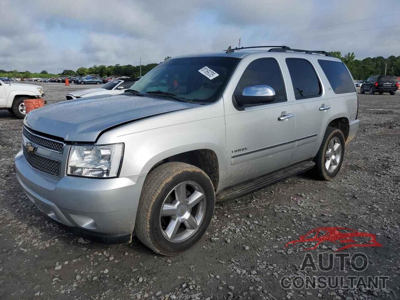 CHEVROLET TAHOE 2011 - 1GNSKCE02BR286873