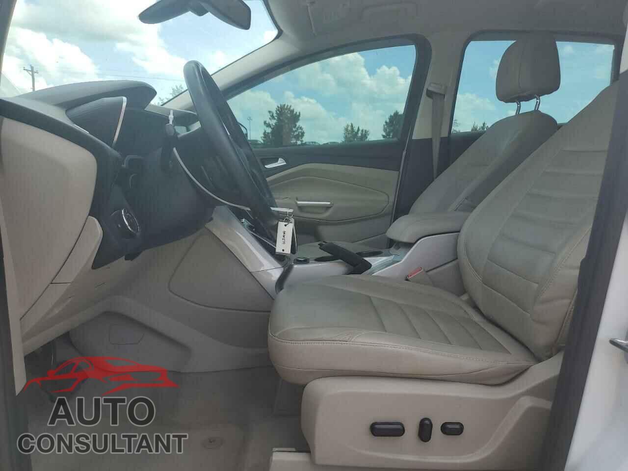 FORD CMAX 2015 - 1FADP5BU0FL100431