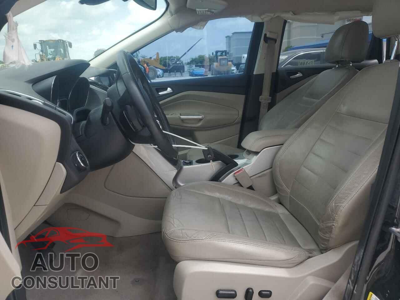 FORD ESCAPE 2013 - 1FMCU0HX2DUB43822