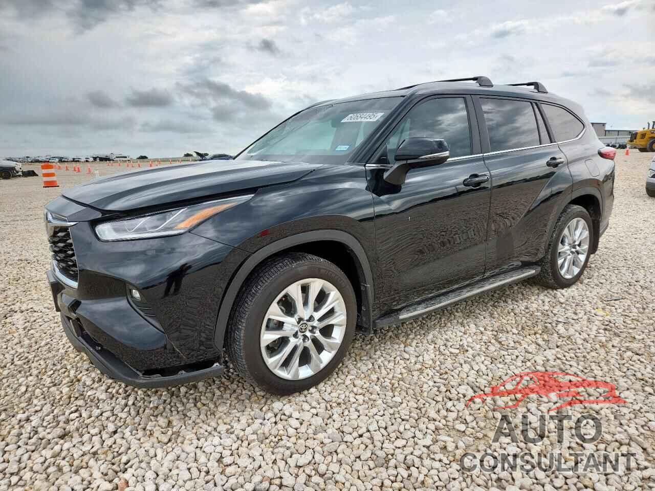 TOYOTA HIGHLANDER 2023 - 5TDKDRAH8PS041358