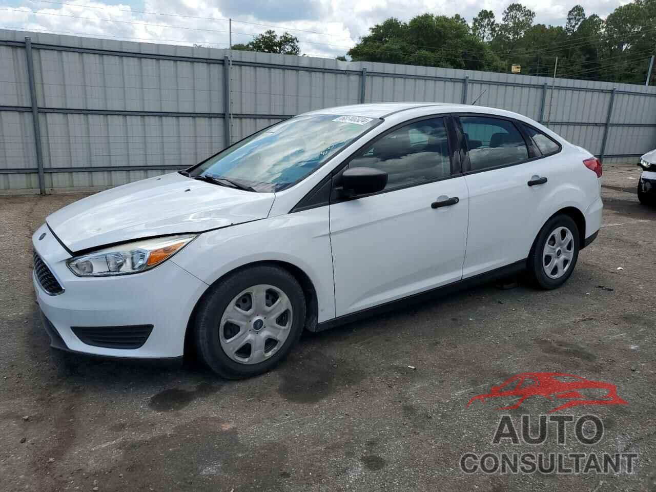 FORD FOCUS 2017 - 1FADP3E24HL235655