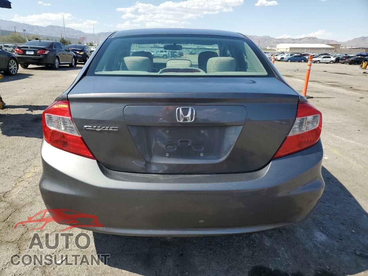 HONDA CIVIC 2012 - 2HGFB2F50CH581391