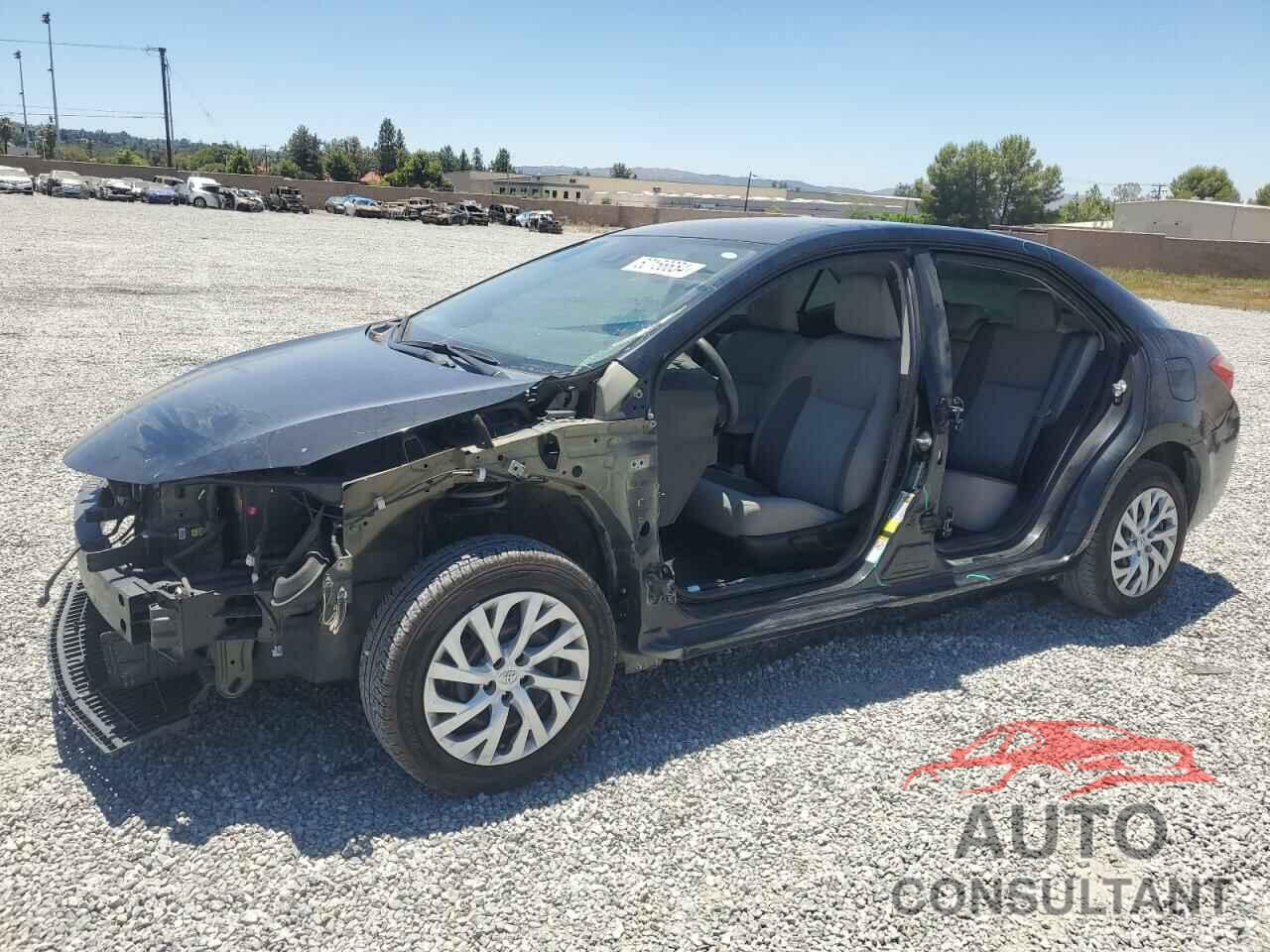 TOYOTA COROLLA 2018 - 5YFBURHE8JP828130