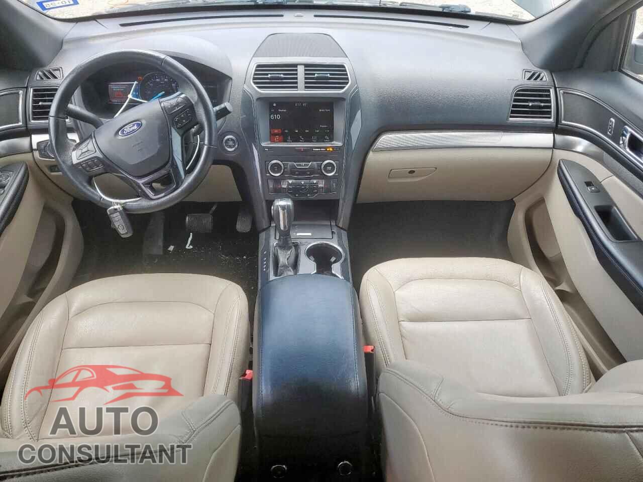 FORD EXPLORER 2018 - 1FM5K7D80JGB60165