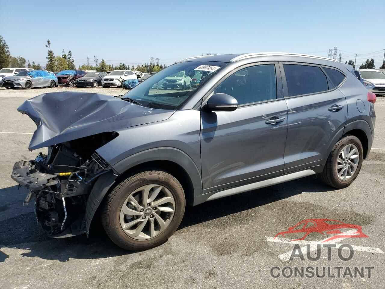 HYUNDAI TUCSON 2018 - KM8J33A46JU724442