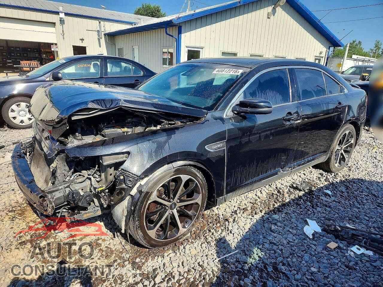 FORD TAURUS 2015 - 1FAHP2KT8FG156469