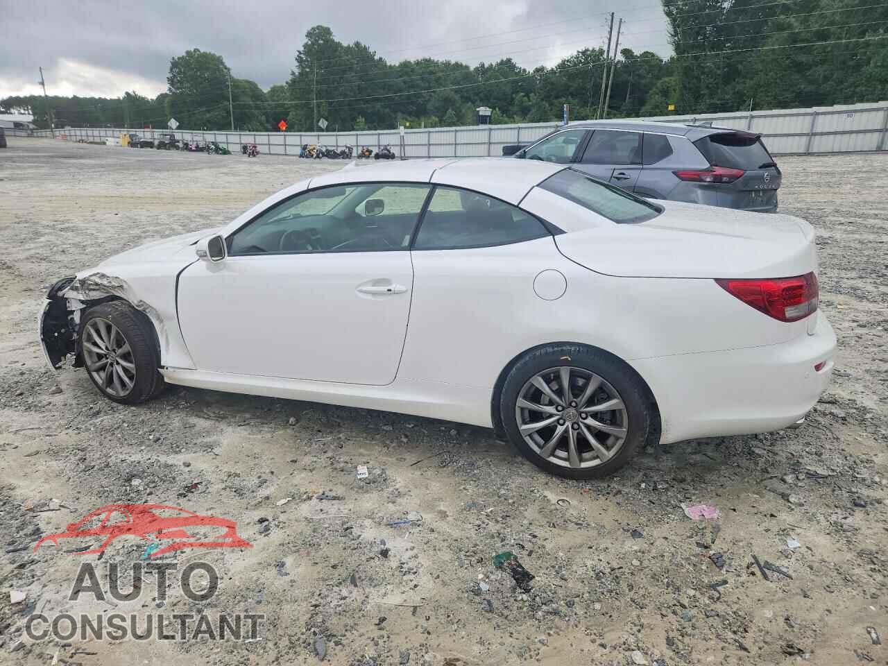 LEXUS IS 2015 - JTHFF2C27F2532455
