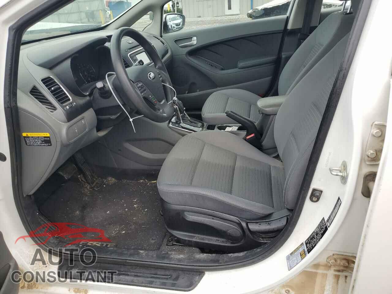 KIA FORTE 2017 - 3KPFL4A70HE075479