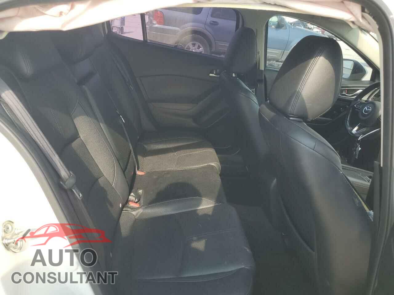 MAZDA 3 2017 - JM1BN1M37H1148320