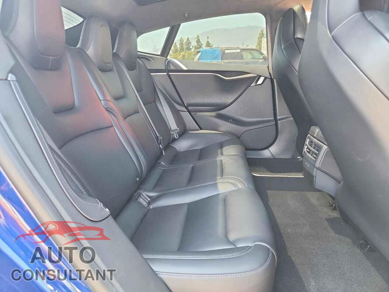 TESLA MODEL S 2018 - 5YJSA1E25JF282970