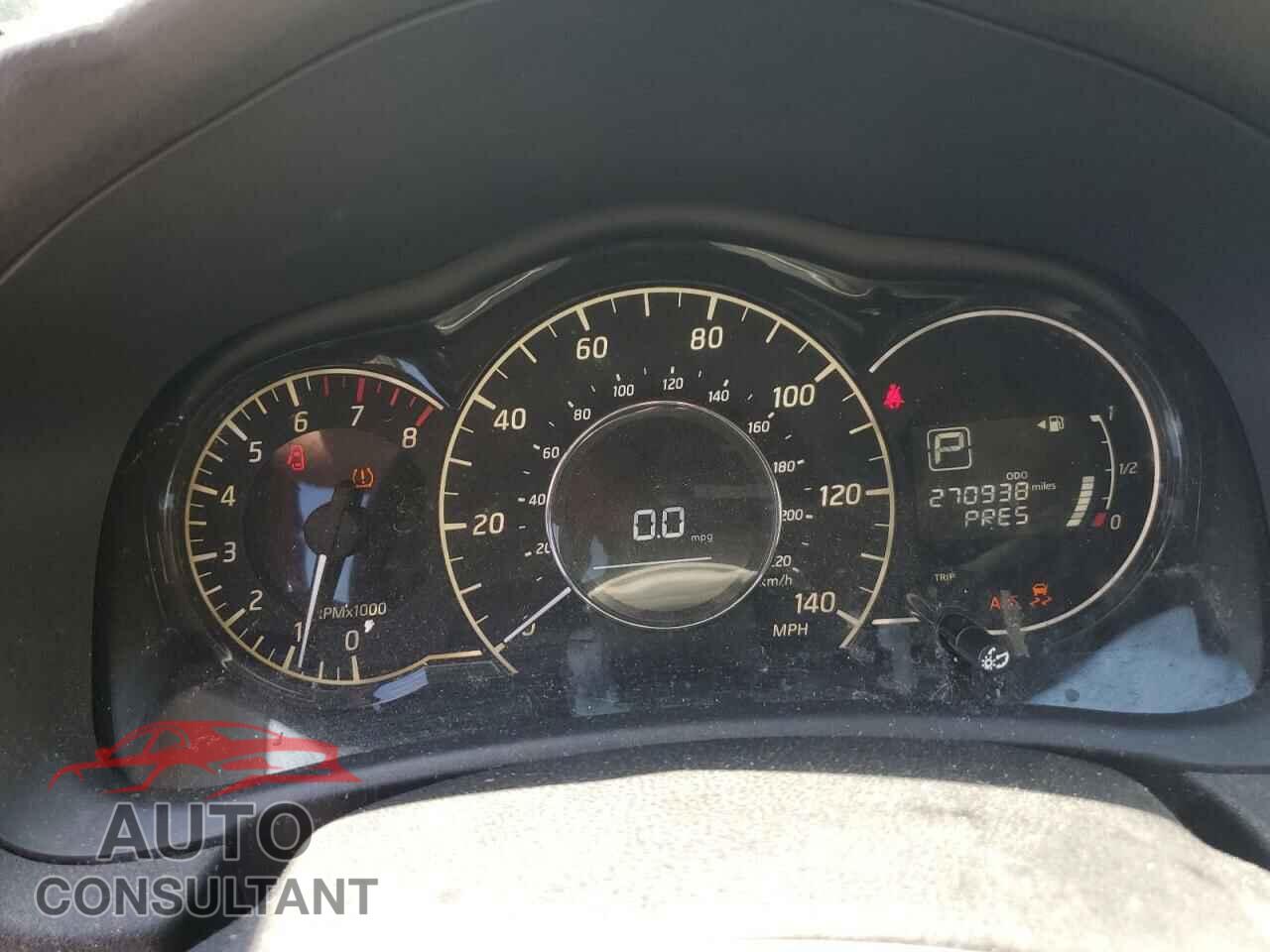 NISSAN VERSA 2017 - 3N1CE2CP3HL379032