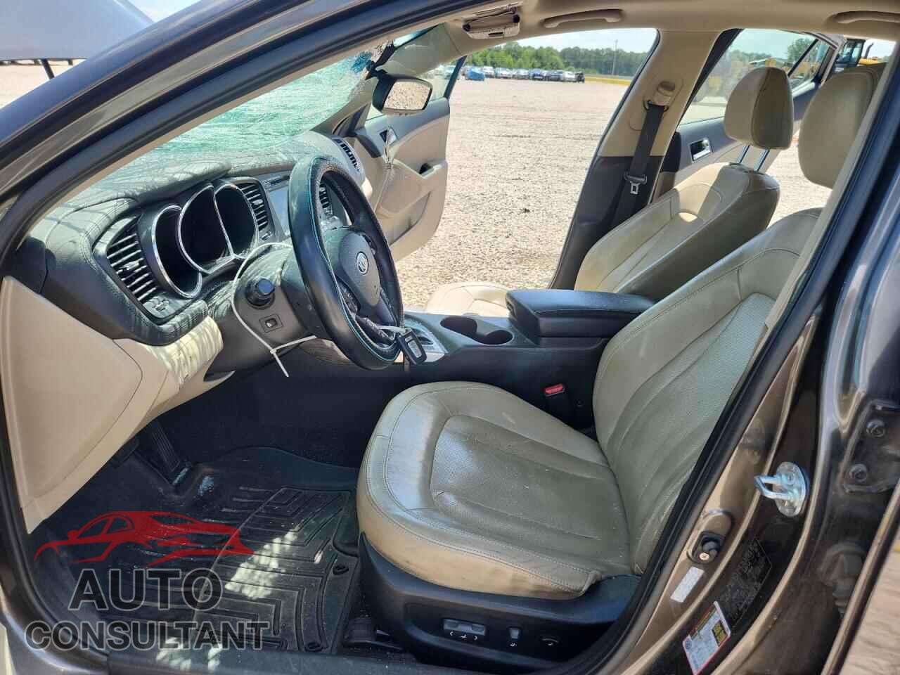 KIA OPTIMA 2011 - KNAGN4A64B5133759