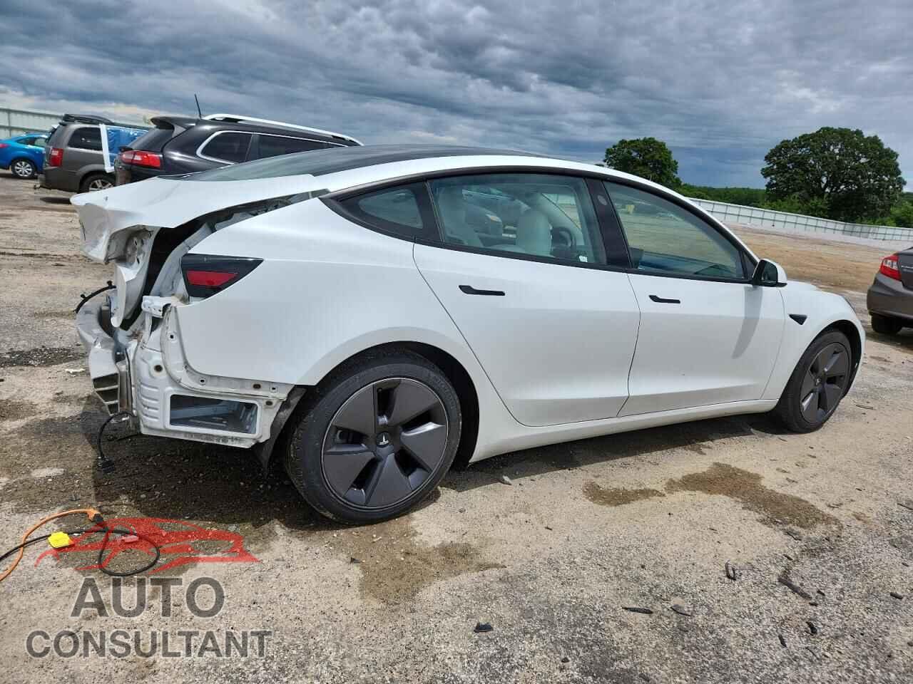 TESLA MODEL 3 2021 - 5YJ3E1EB0MF903304