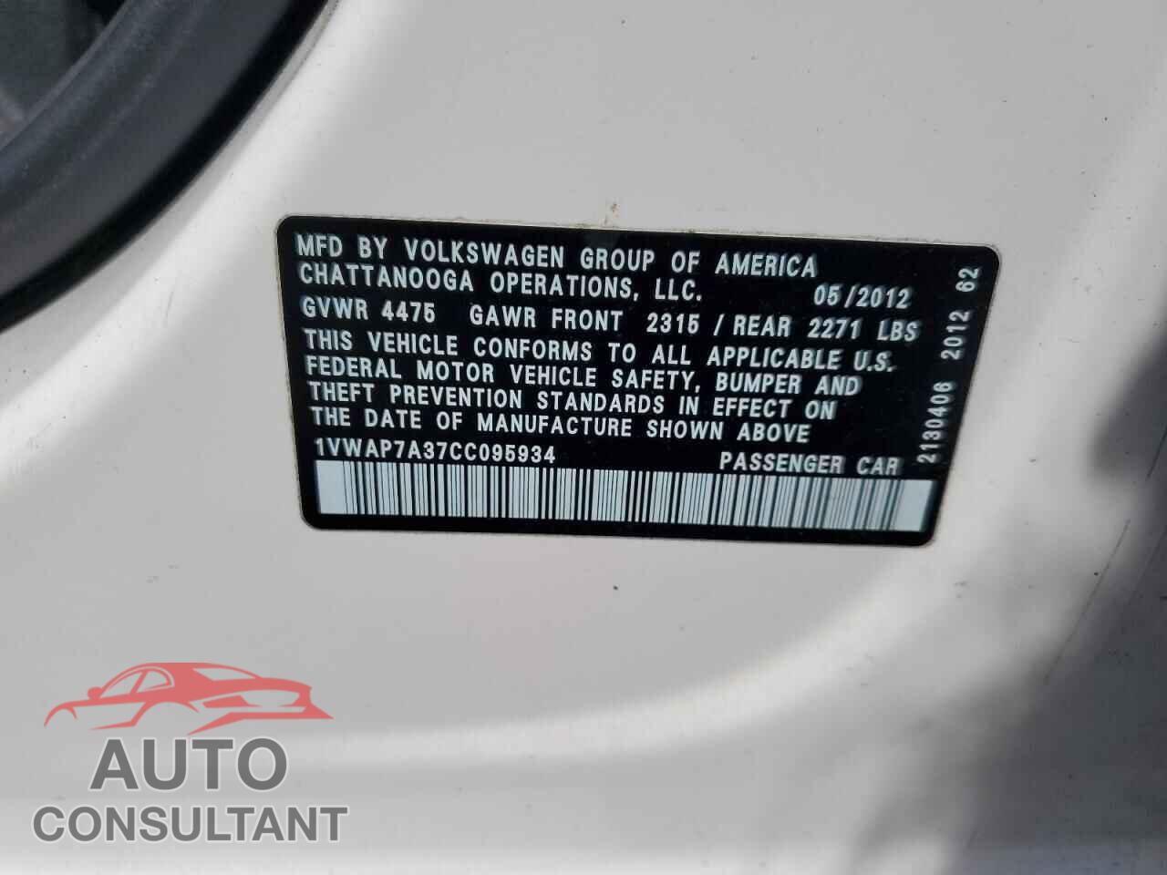 VOLKSWAGEN PASSAT 2012 - 1VWAP7A37CC095934
