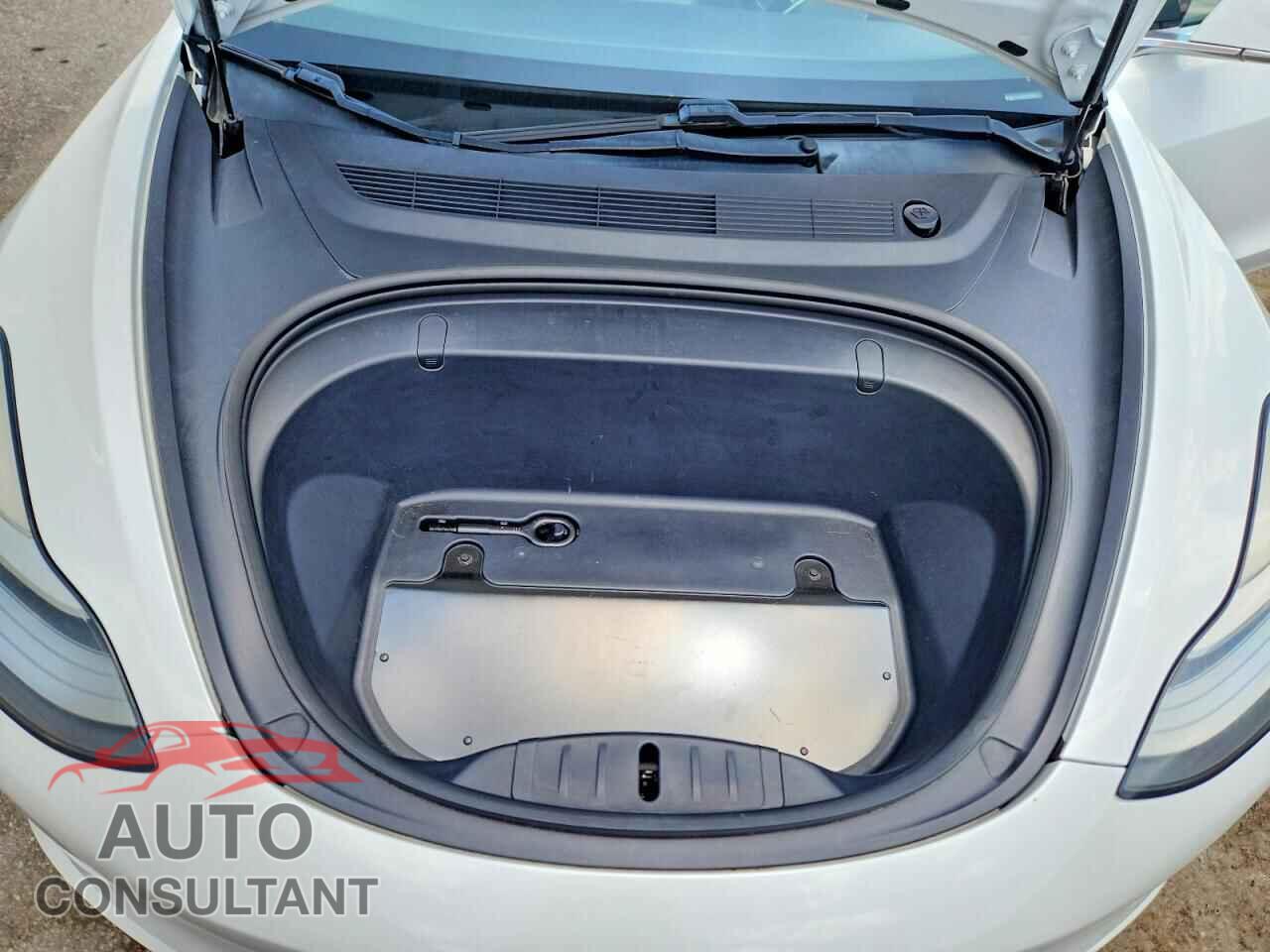 TESLA MODEL 3 2018 - 5YJ3E1EA9JF154604