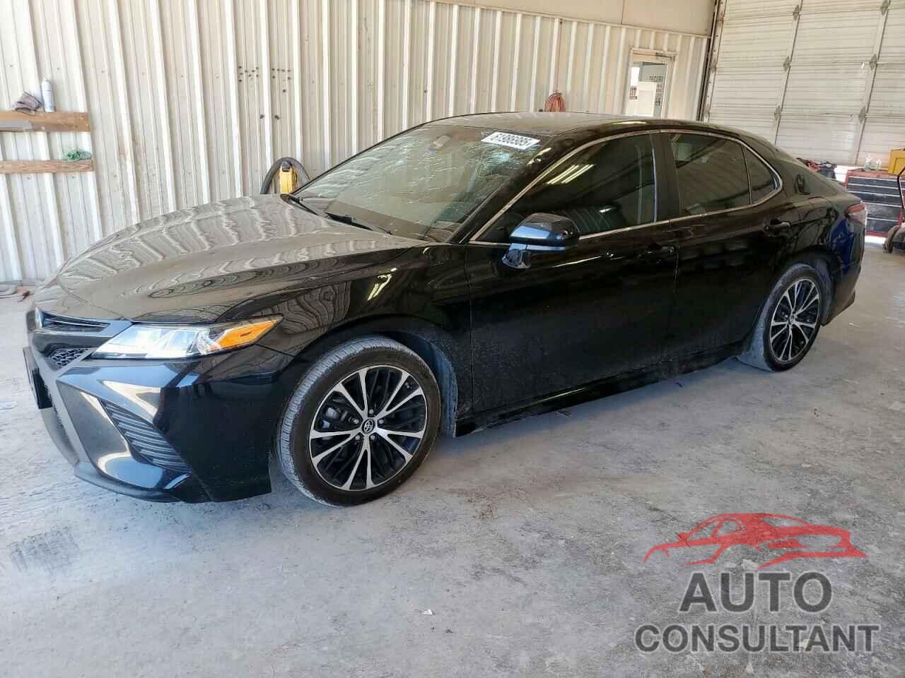 TOYOTA CAMRY 2018 - 4T1B11HK4JU146568