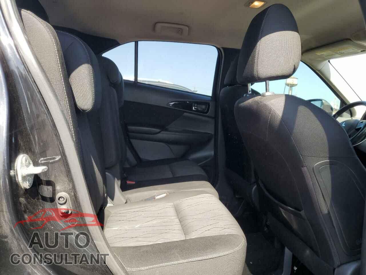 MITSUBISHI ECLIPSE 2018 - JA4AT5AA5JZ062825