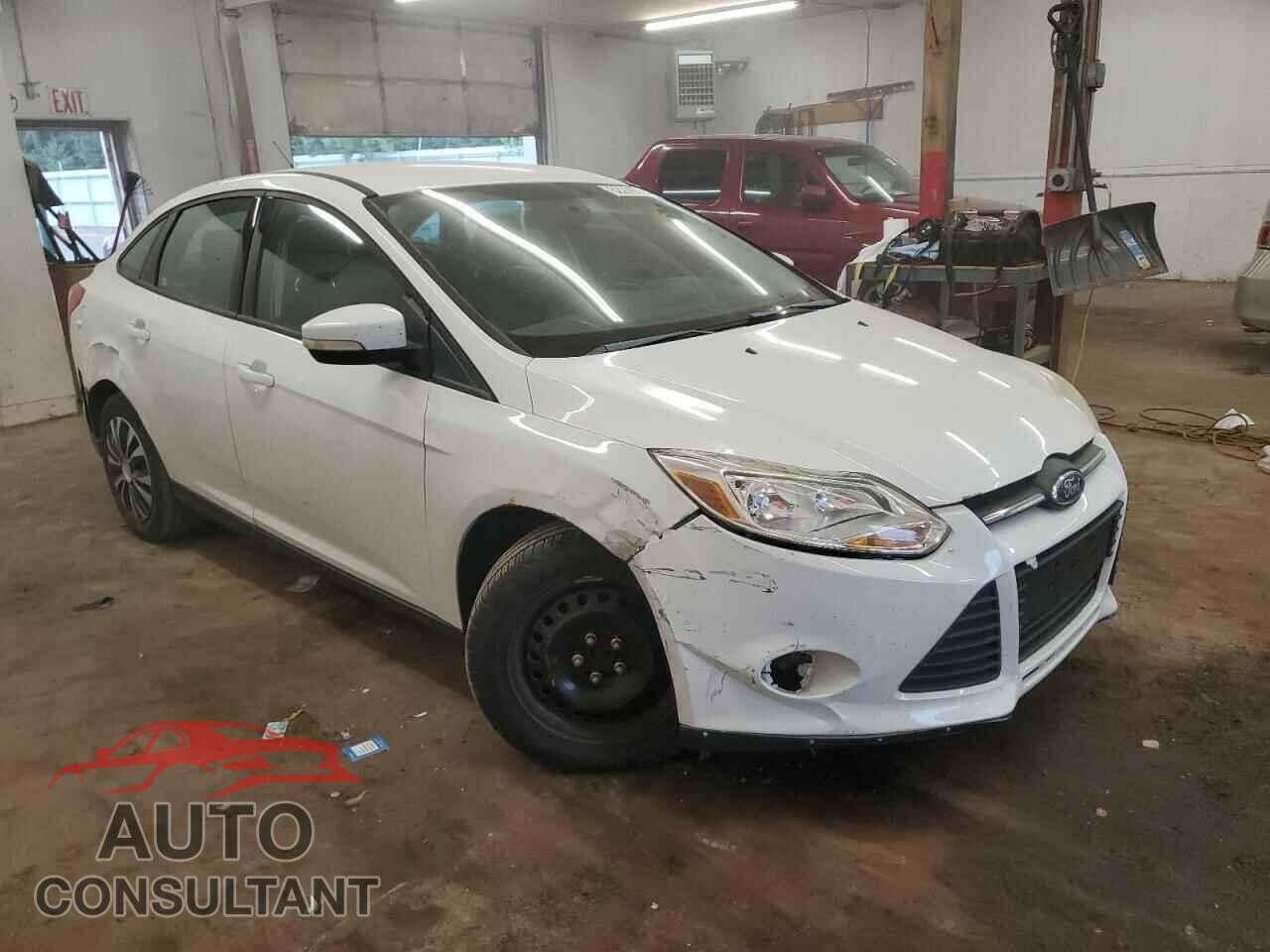 FORD FOCUS 2012 - 1FAHP3F23CL236482