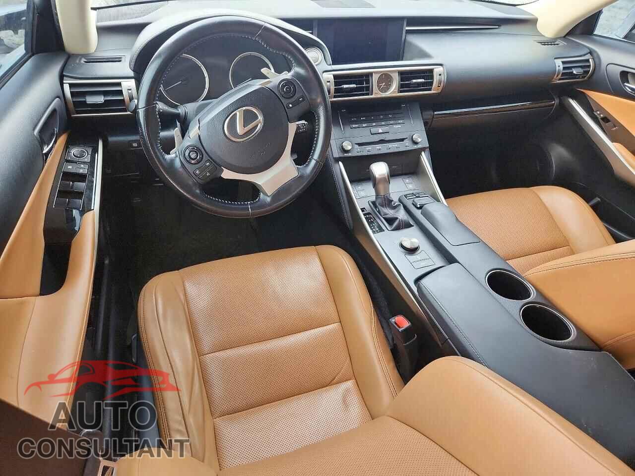 LEXUS IS 2016 - JTHCM1D22G5010656