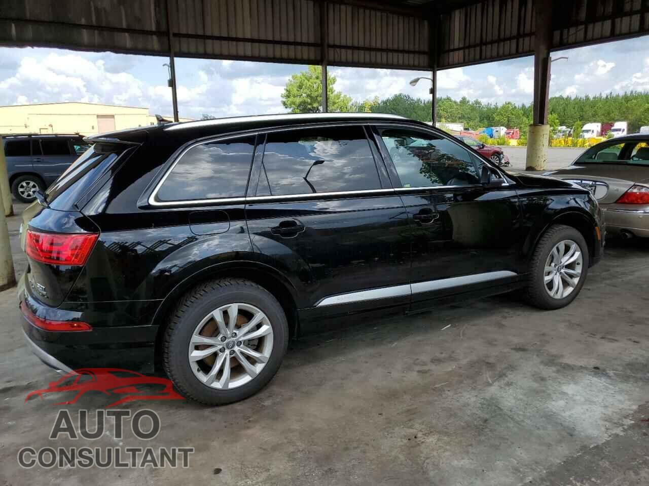 AUDI Q7 2017 - WA1AAAF74HD010010