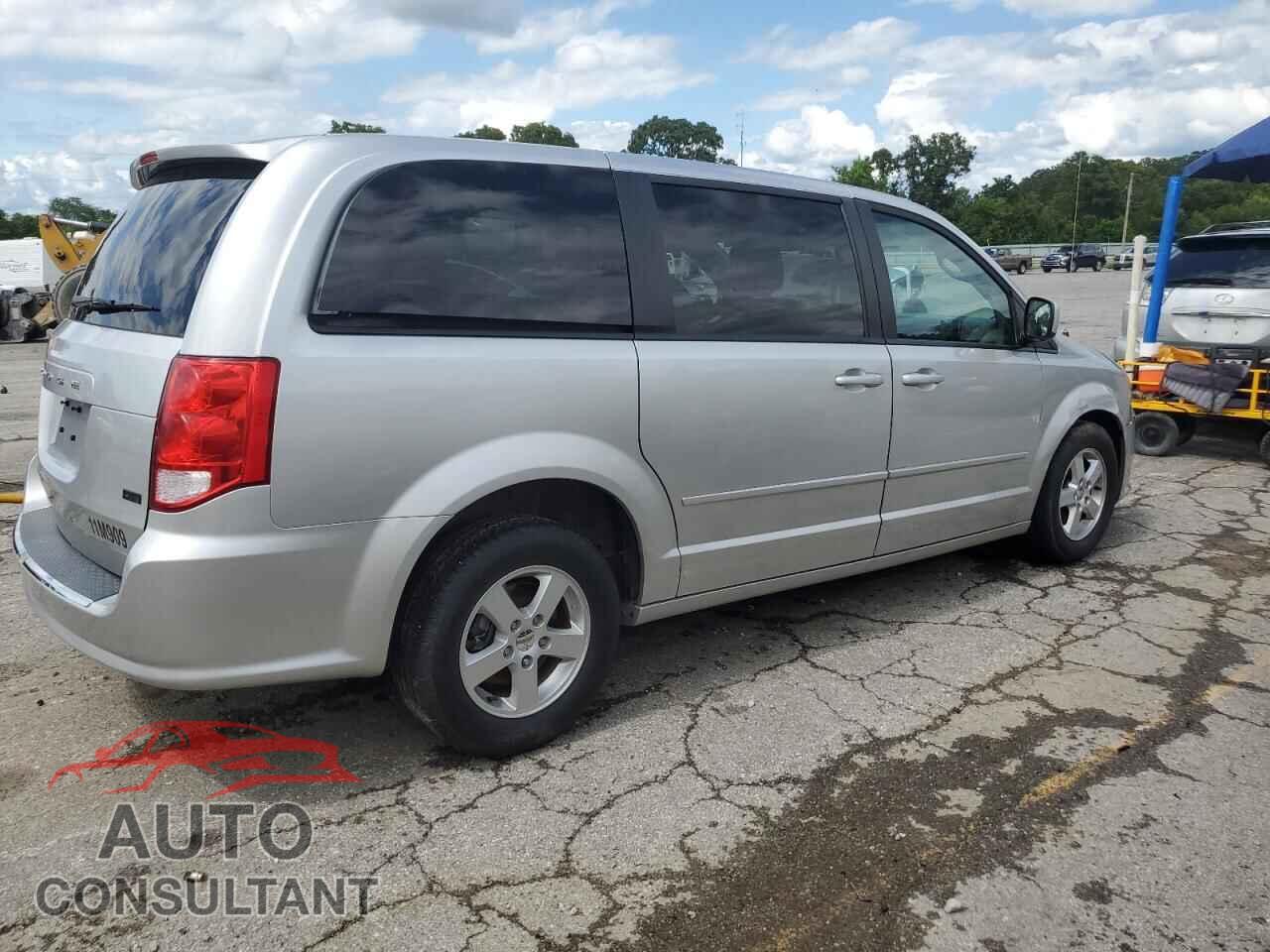 DODGE CARAVAN 2011 - 2D4RN3DG3BR732832