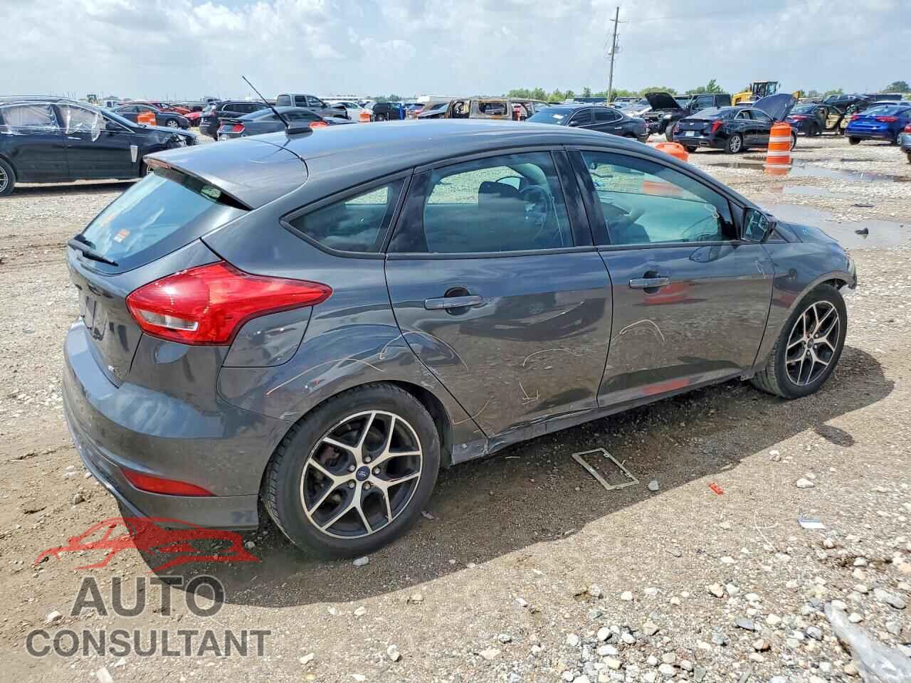 FORD FOCUS 2016 - 1FADP3K2XGL394215