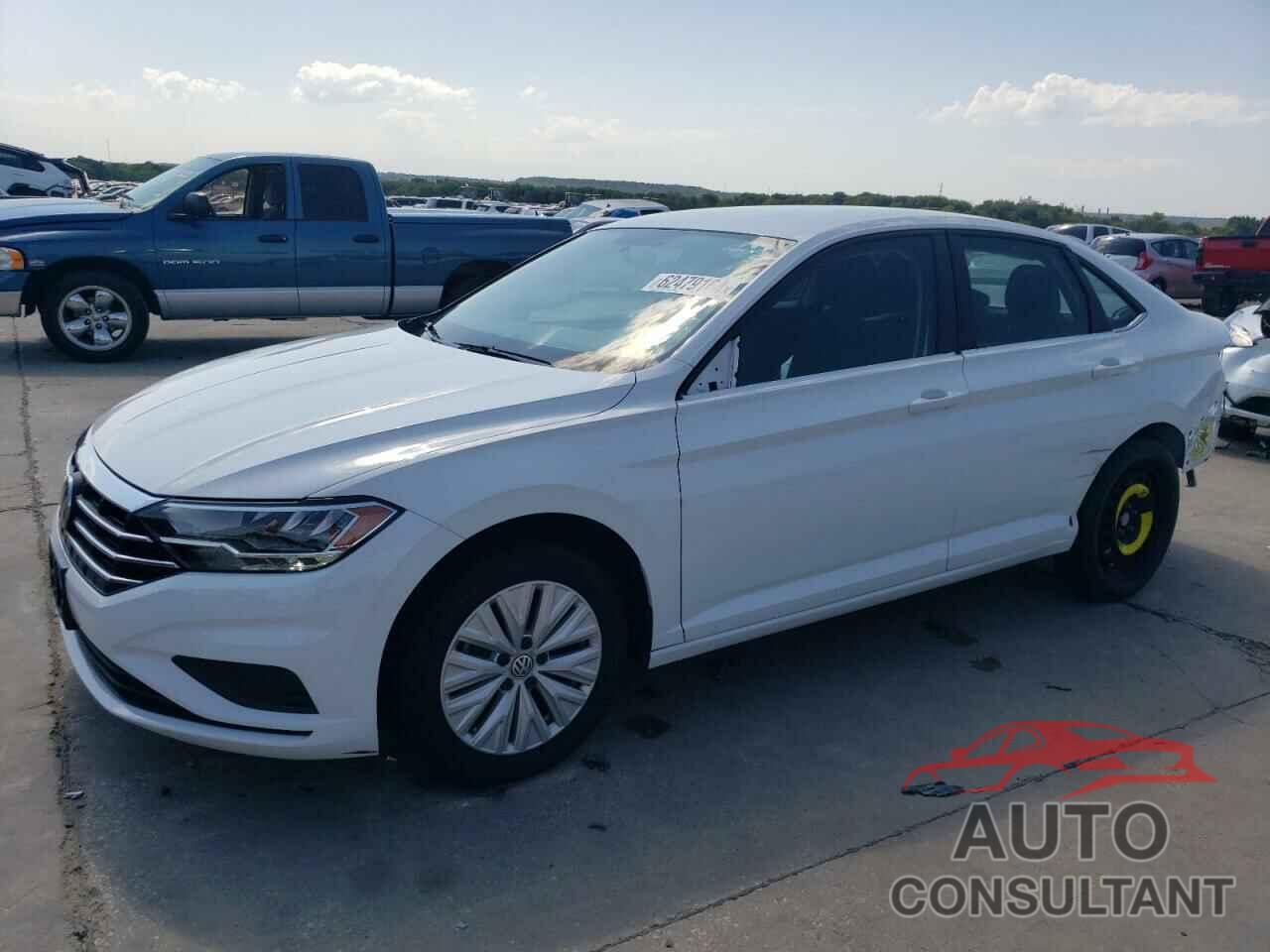 VOLKSWAGEN JETTA 2019 - 3VWC57BU4KM092945