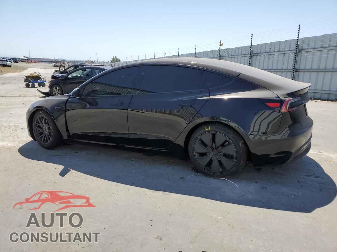 TESLA MODEL 3 2025 - 5YJ3E1EA6SF981901