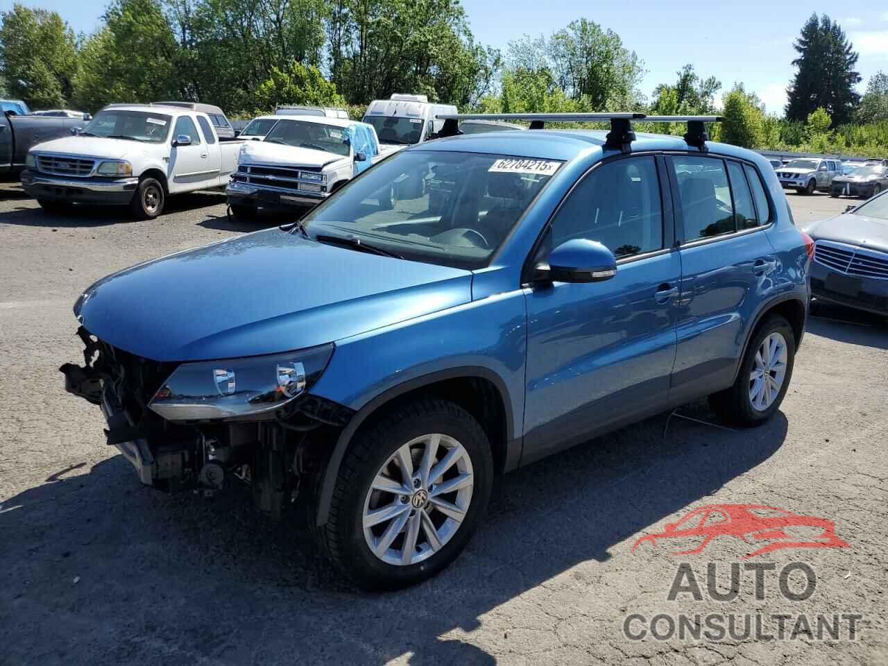 VOLKSWAGEN TIGUAN 2017 - WVGAV7AX5HK051743