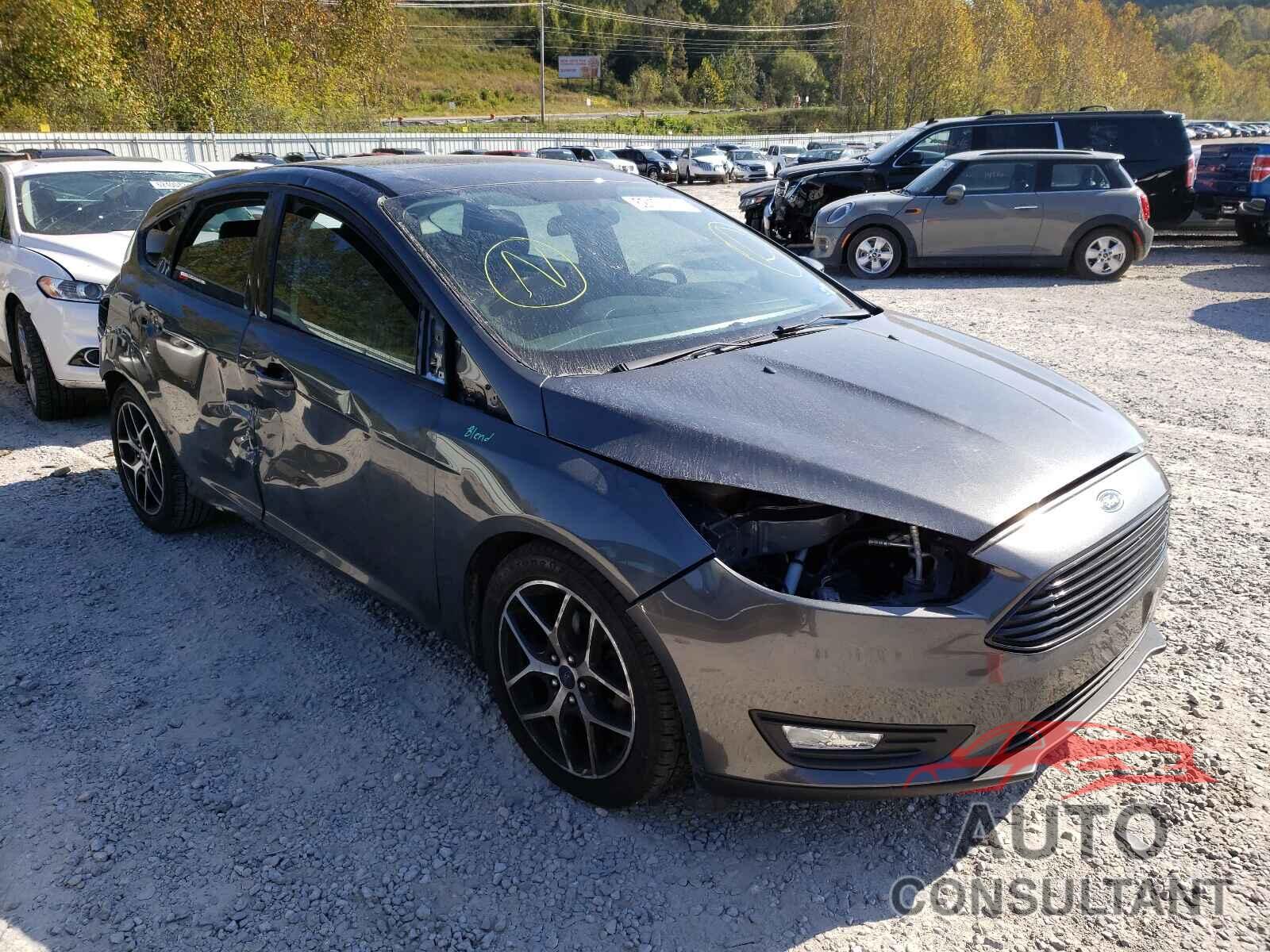 FORD FOCUS 2017 - 1FADP3M27HL269431