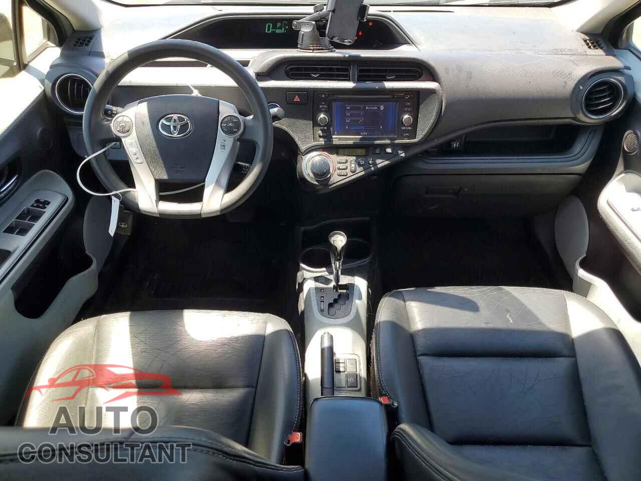 TOYOTA PRIUS 2012 - JTDKDTB39C1023006