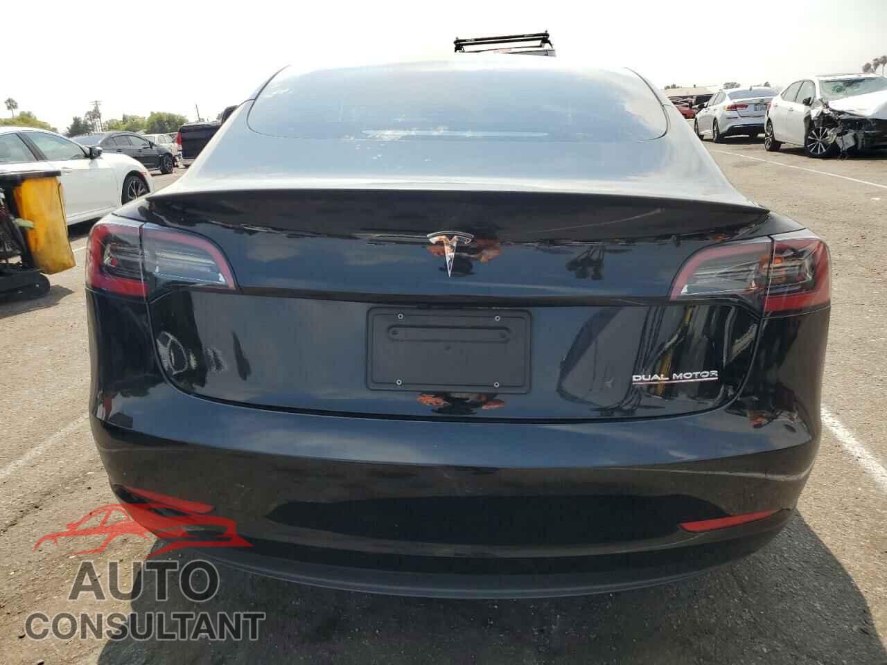 TESLA MODEL 3 2023 - 5YJ3E1EC1PF586632
