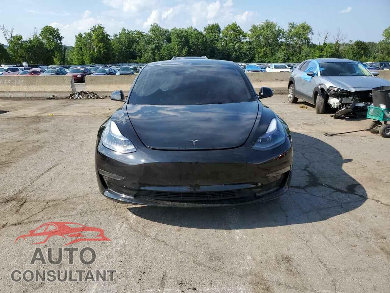 TESLA MODEL 3 2023 - 5YJ3E1EA9PF684144
