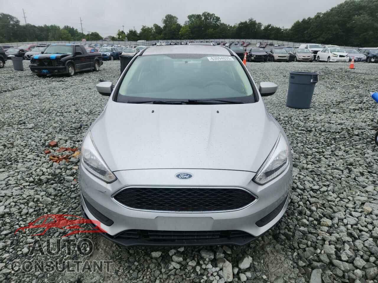 FORD FOCUS 2018 - 1FADP3F29JL299209