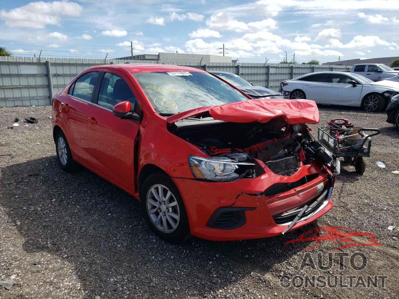 CHEVROLET SONIC 2017 - 1G1JD5SH2H4119254