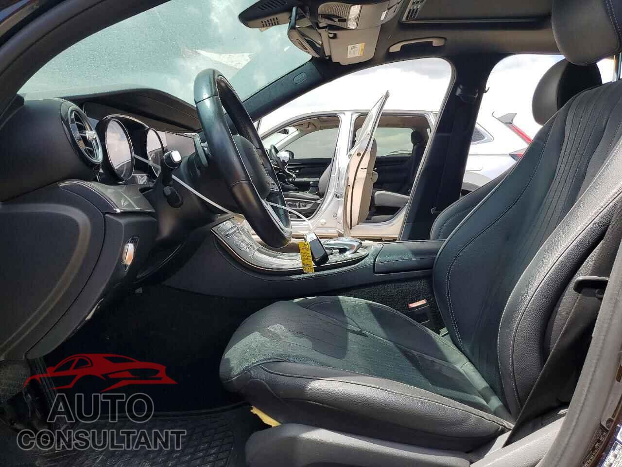 MERCEDES-BENZ E-CLASS 2019 - WDDZF4JB6KA674282