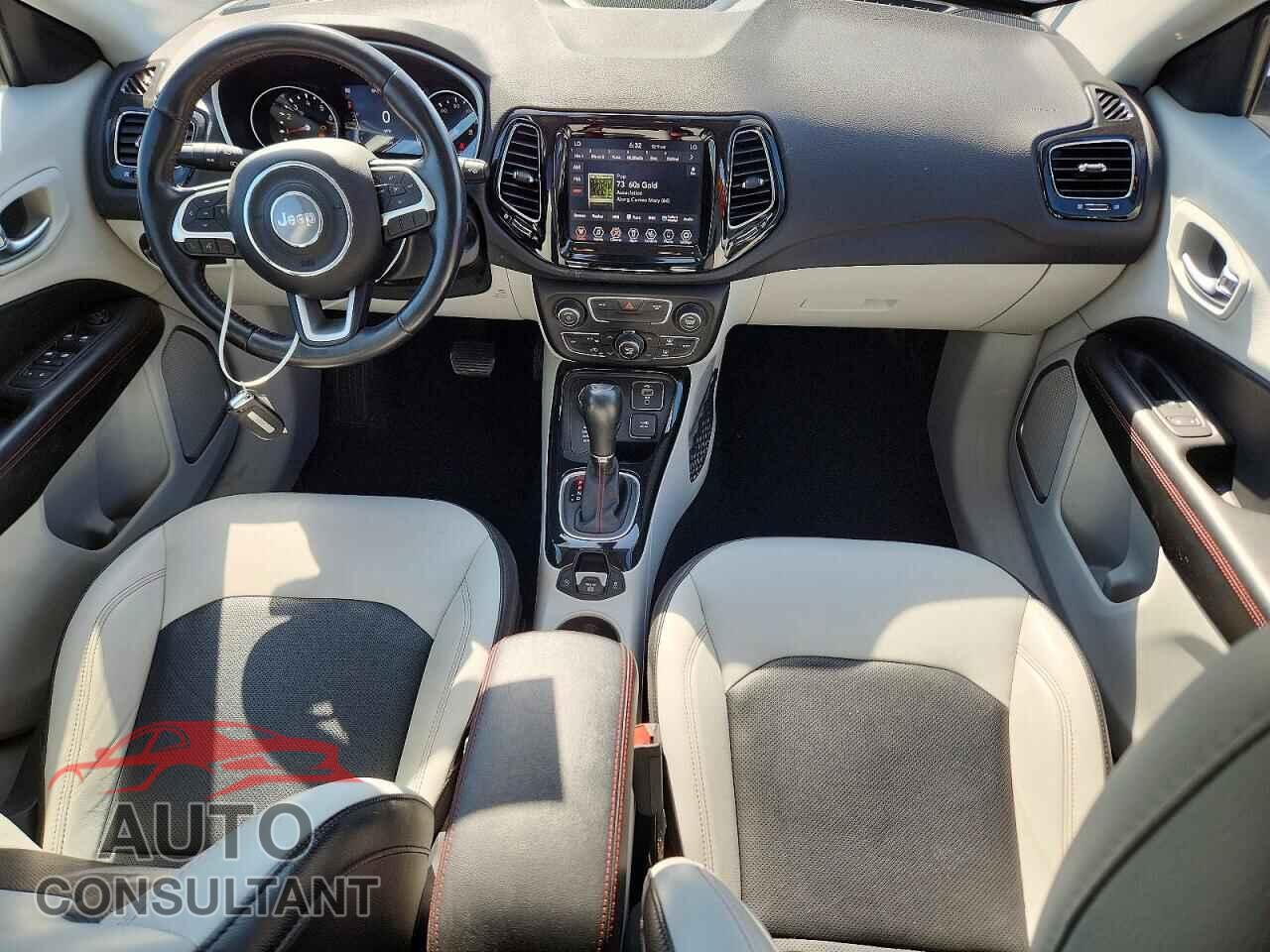 JEEP COMPASS 2020 - 3C4NJDCB5LT221690