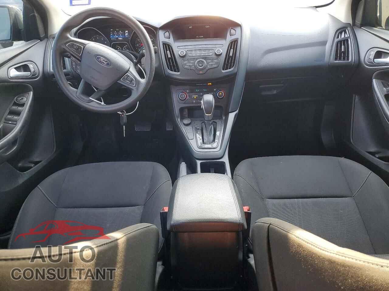 FORD FOCUS 2018 - 1FADP3FE3JL321764