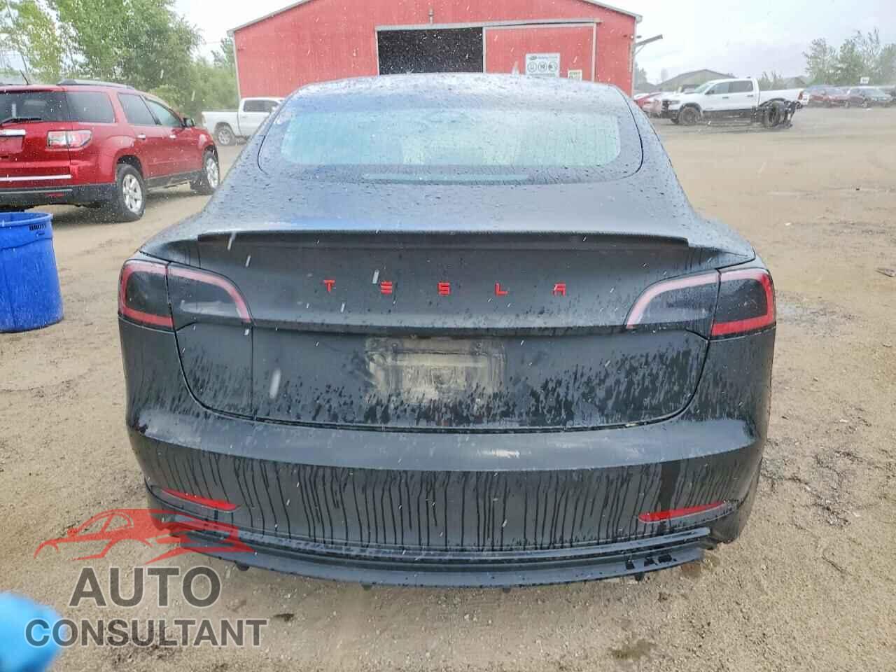 TESLA MODEL 3 2018 - 5YJ3E1EA4JF028389