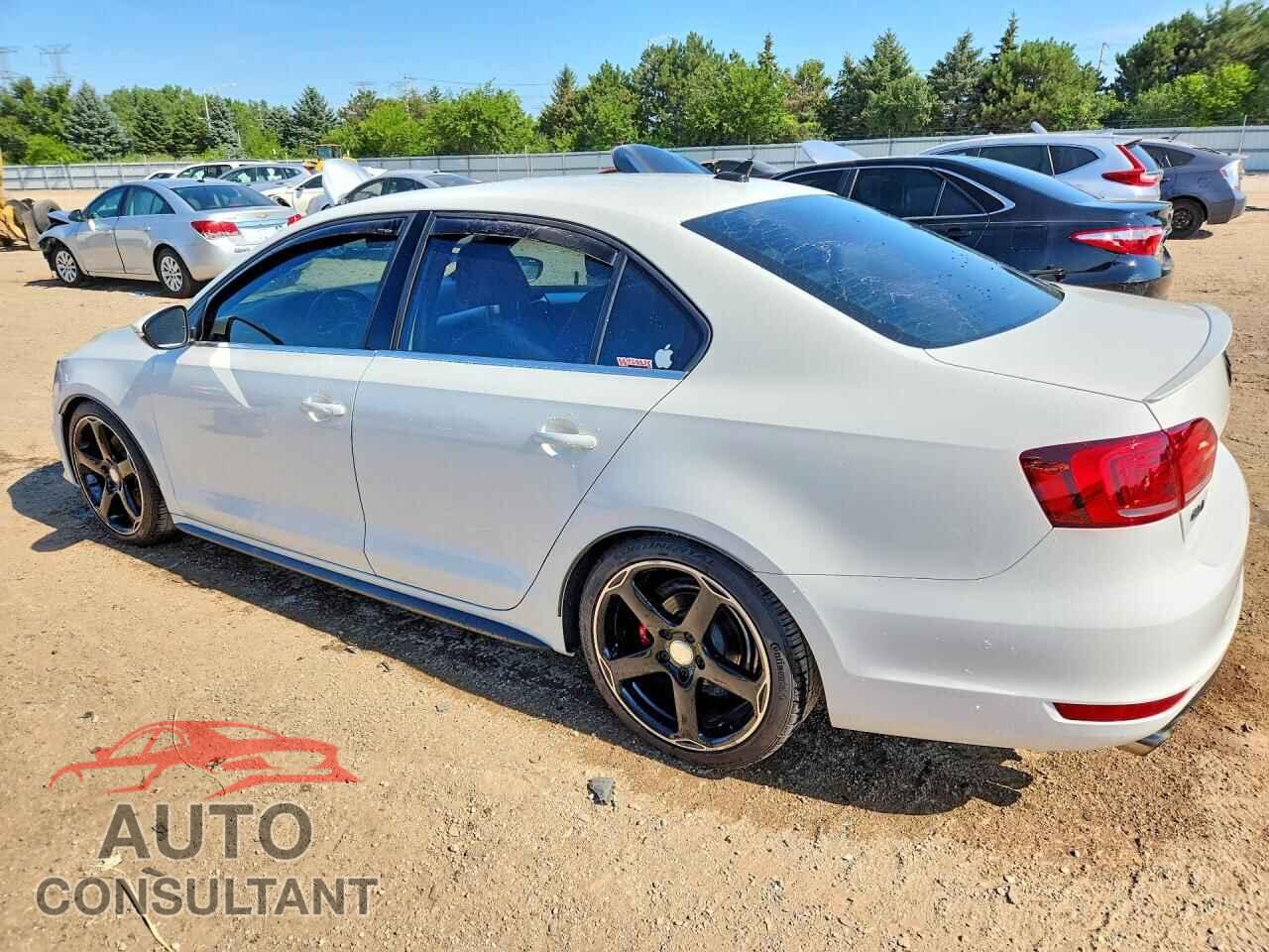 VOLKSWAGEN JETTA 2013 - 3VW4S7AJ2DM299518