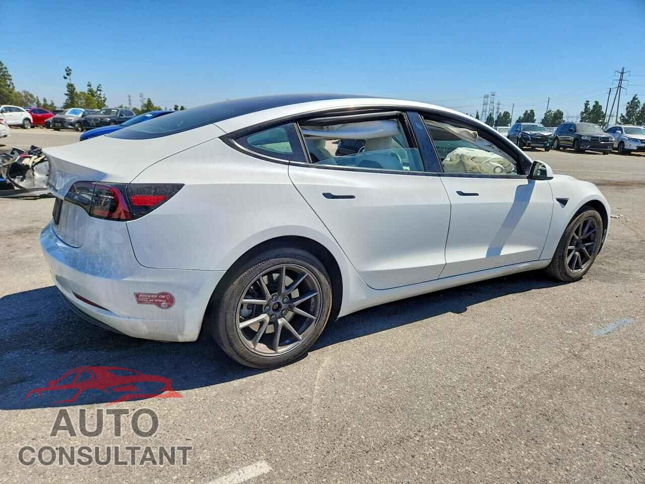 TESLA MODEL 3 2023 - 5YJ3E1EA3PF585464
