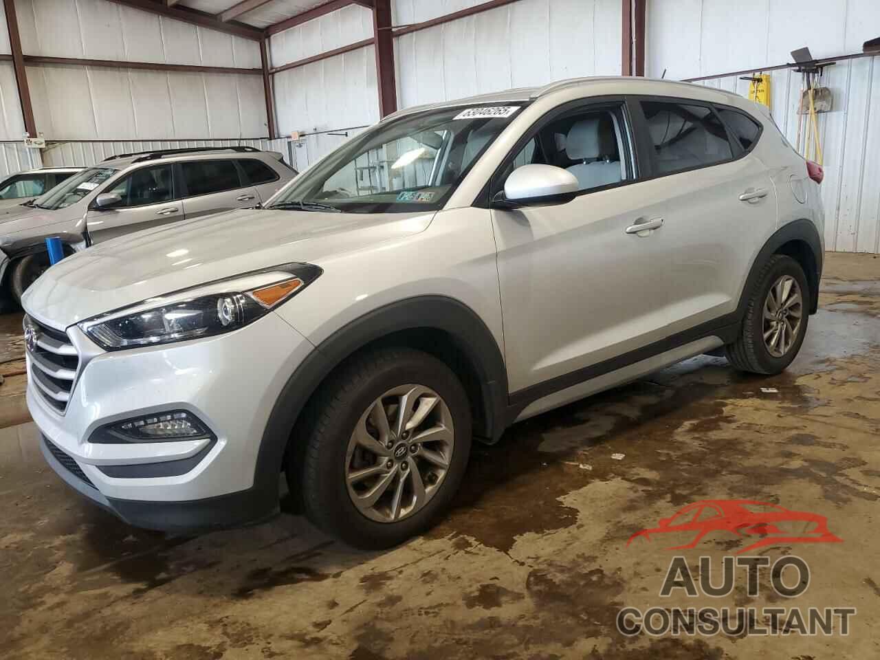 HYUNDAI TUCSON 2017 - KM8J3CA42HU585128