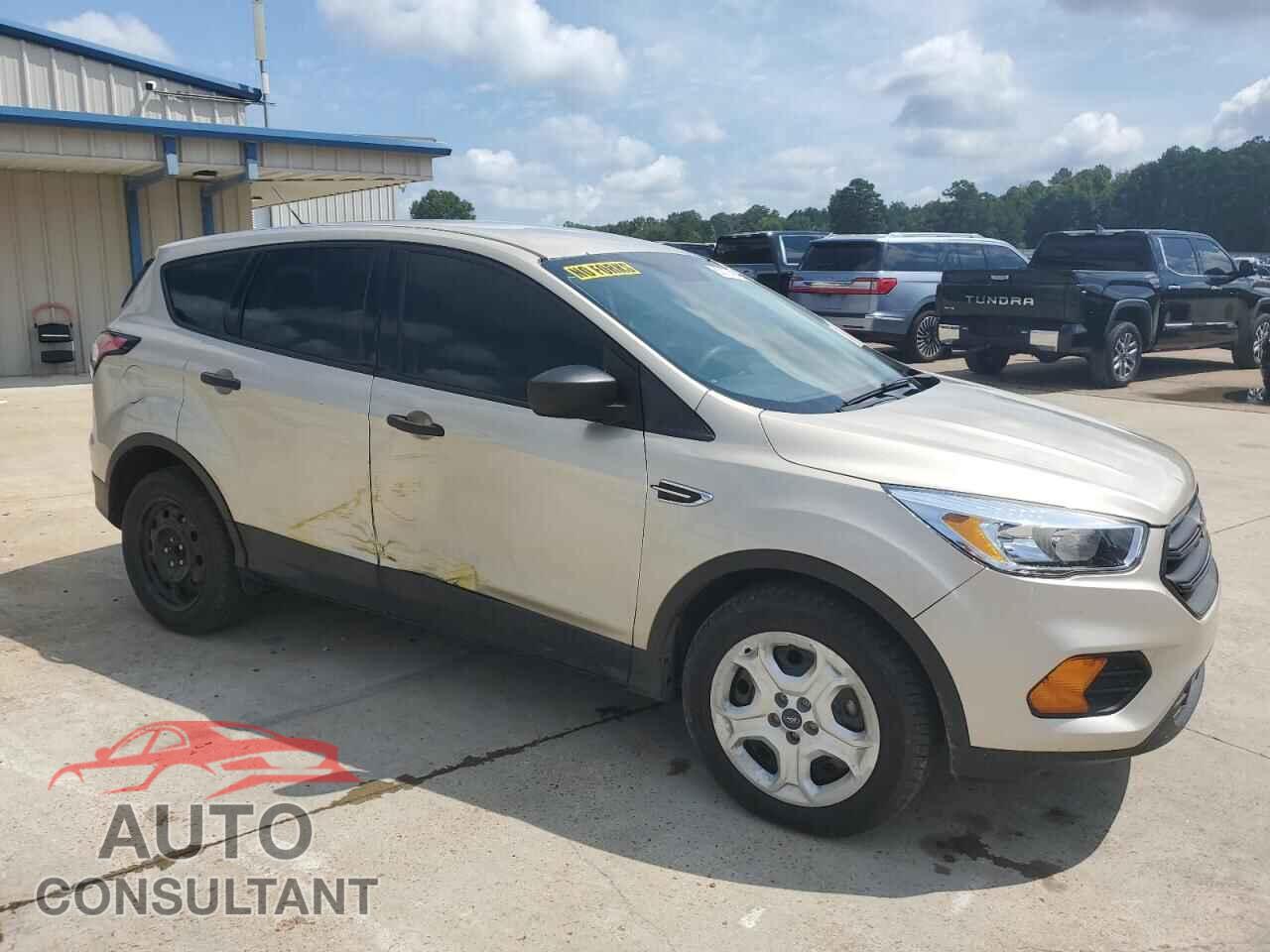 FORD ESCAPE 2017 - 1FMCU0F72HUB96030