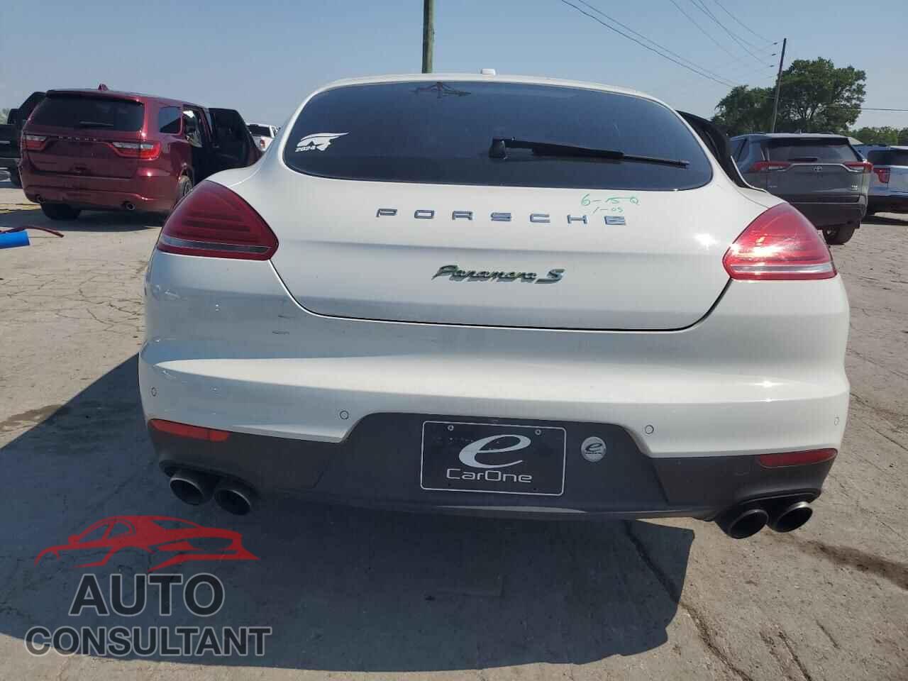 PORSCHE PANAMERA 2015 - WP0AD2A71FL040529