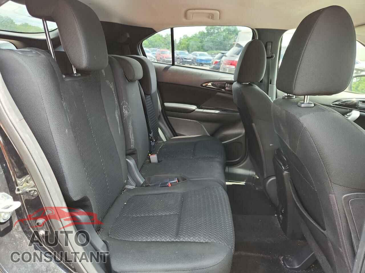 MITSUBISHI ECLIPSE 2018 - JA4AT4AA3JZ063269