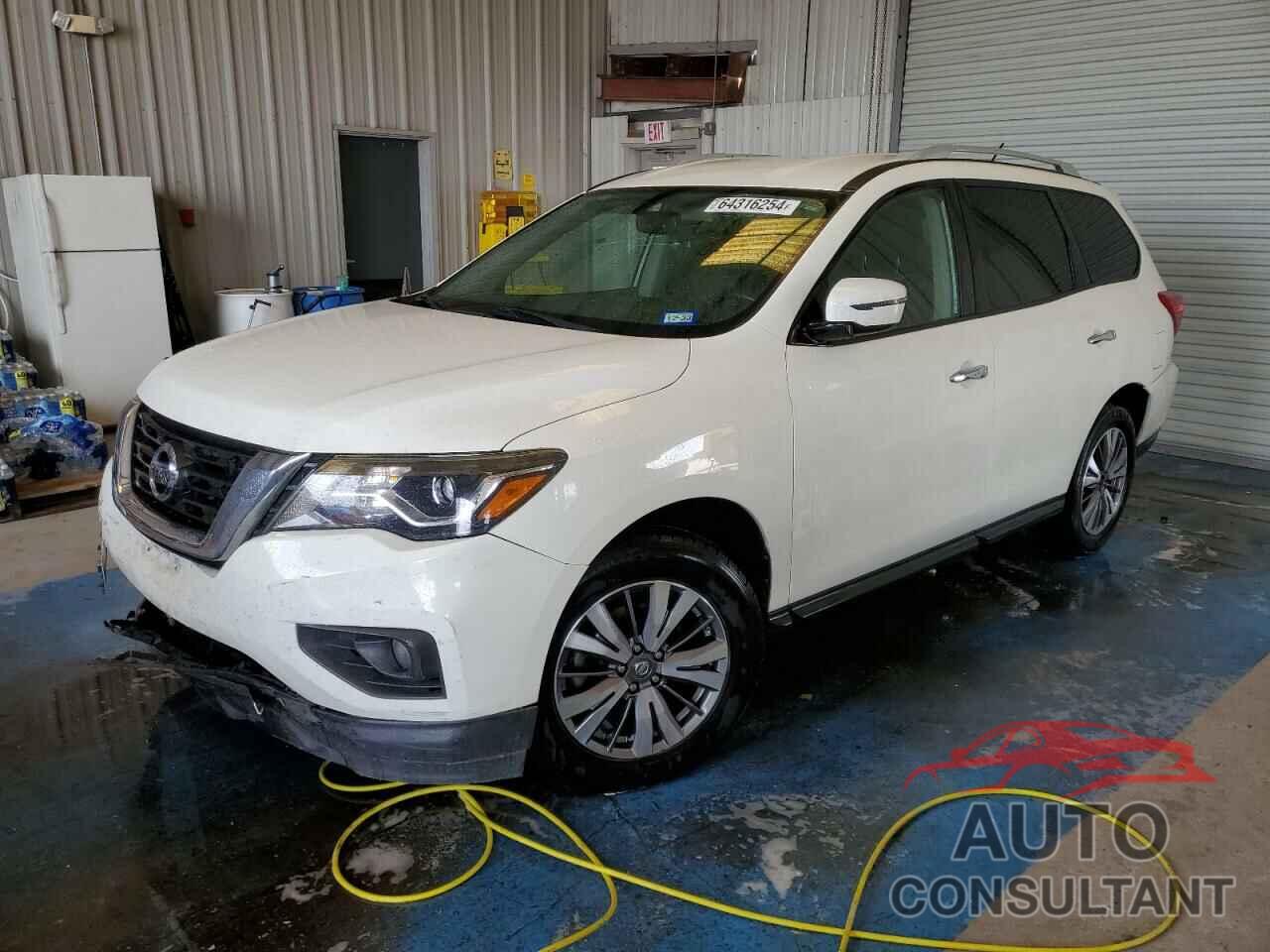 NISSAN PATHFINDER 2018 - 5N1DR2MN6JC607671