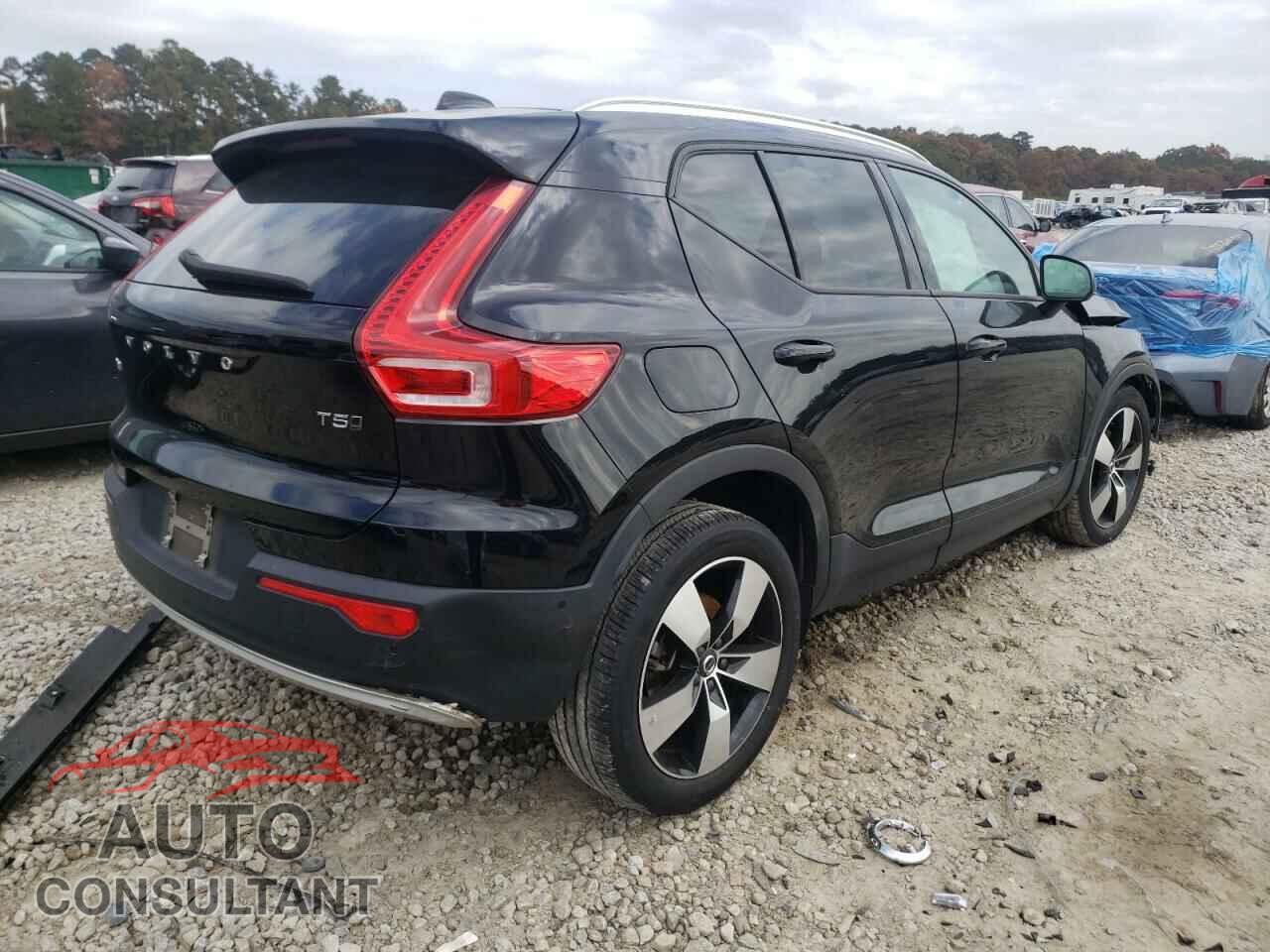VOLVO XC40 2019 - YV4162UK8K2109465