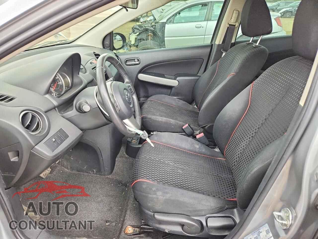 MAZDA 2 2012 - JM1DE1LY2C0152201
