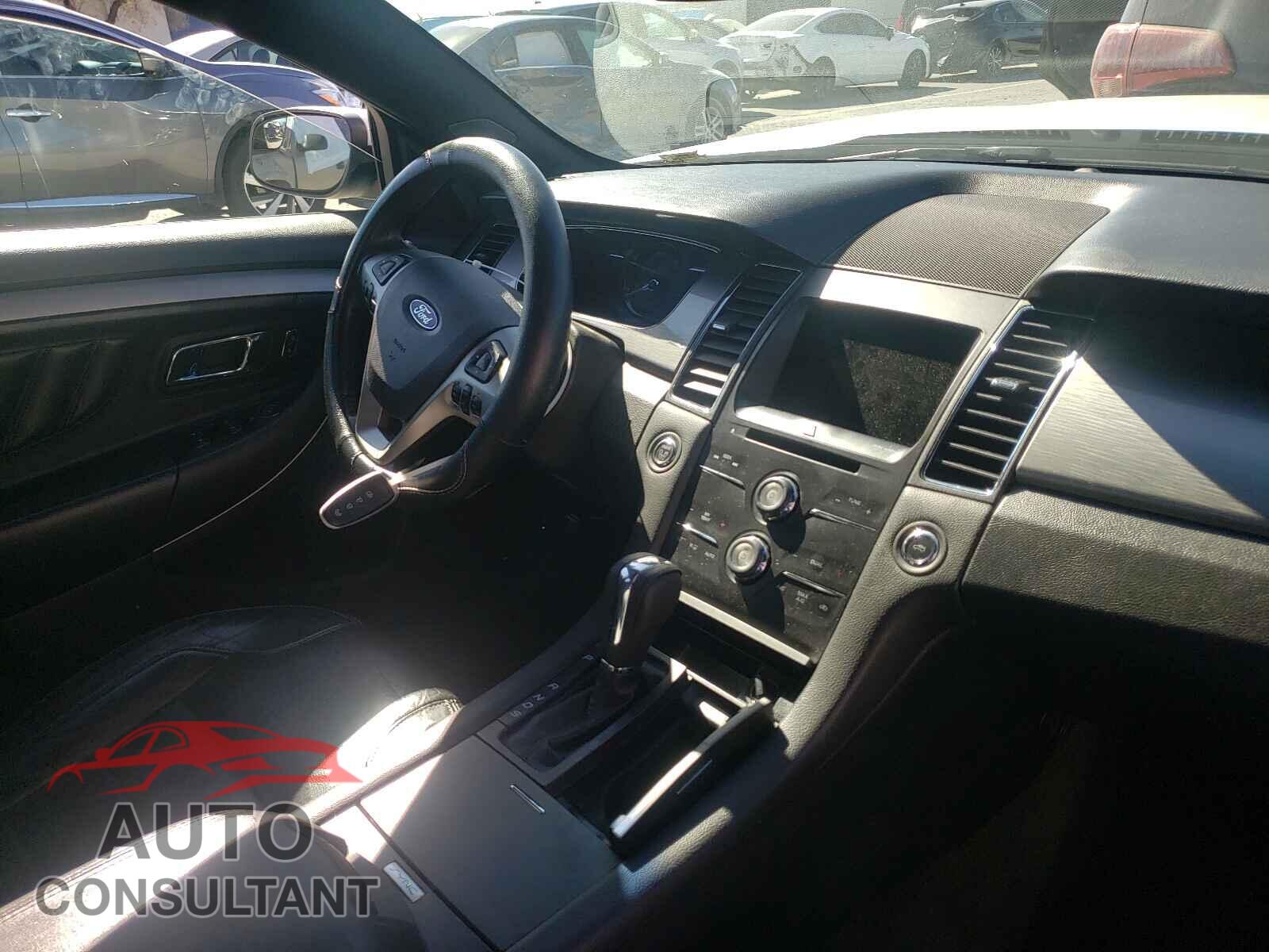 FORD TAURUS 2016 - 1FAHP2H89GG136400